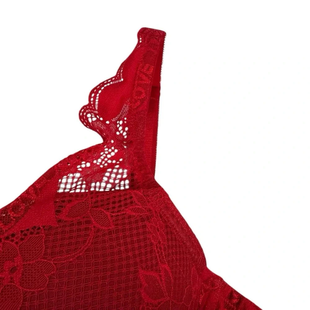 Torrid Curve 2 XO Plunge Push-Up Bra 44D White Red Lace Underwire Crisscross 351